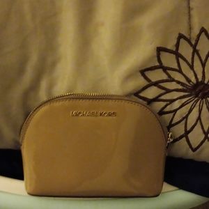 Michael kors make up bag